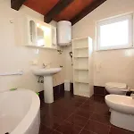 Family Friendly Seaside Novigrad - 7118 Appartamento