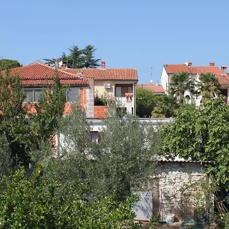 Family Friendly Seaside Novigrad - 7118 Appartamento