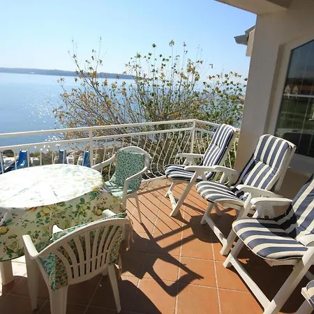 公寓 Family Friendly Seaside Novigrad - 7118 *