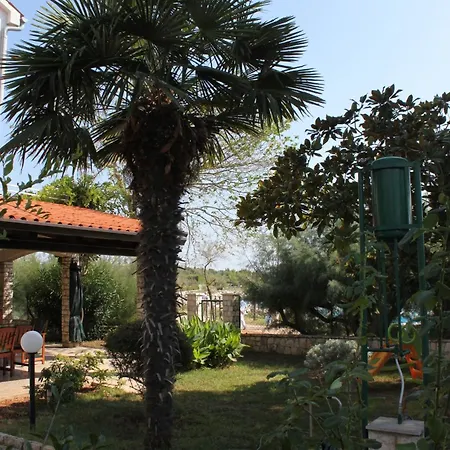 Appartamento Family Friendly Seaside Novigrad - 7118