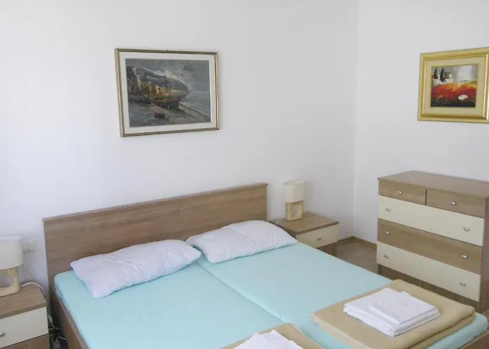 Family Friendly Seaside Novigrad - 7118 아파트 Novigrad Istria